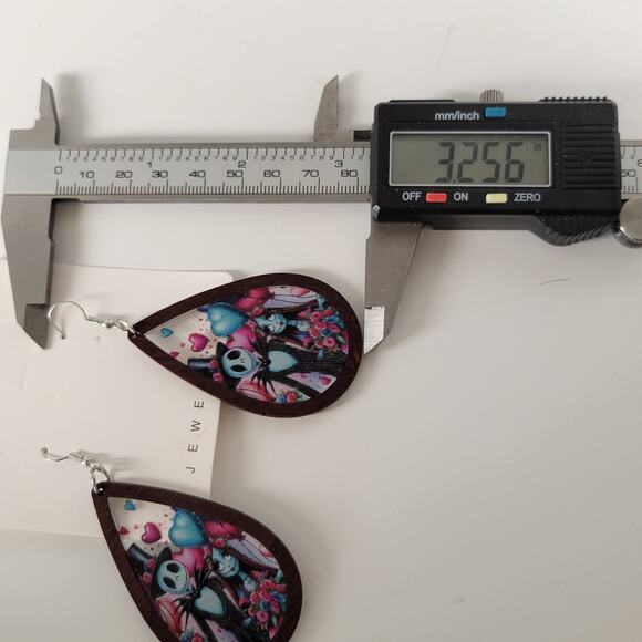 Gothic Teardrop Wood Earrings Jack & Sally Style 3.25" Dangle Pierced Halloween - Picture 4 of 9